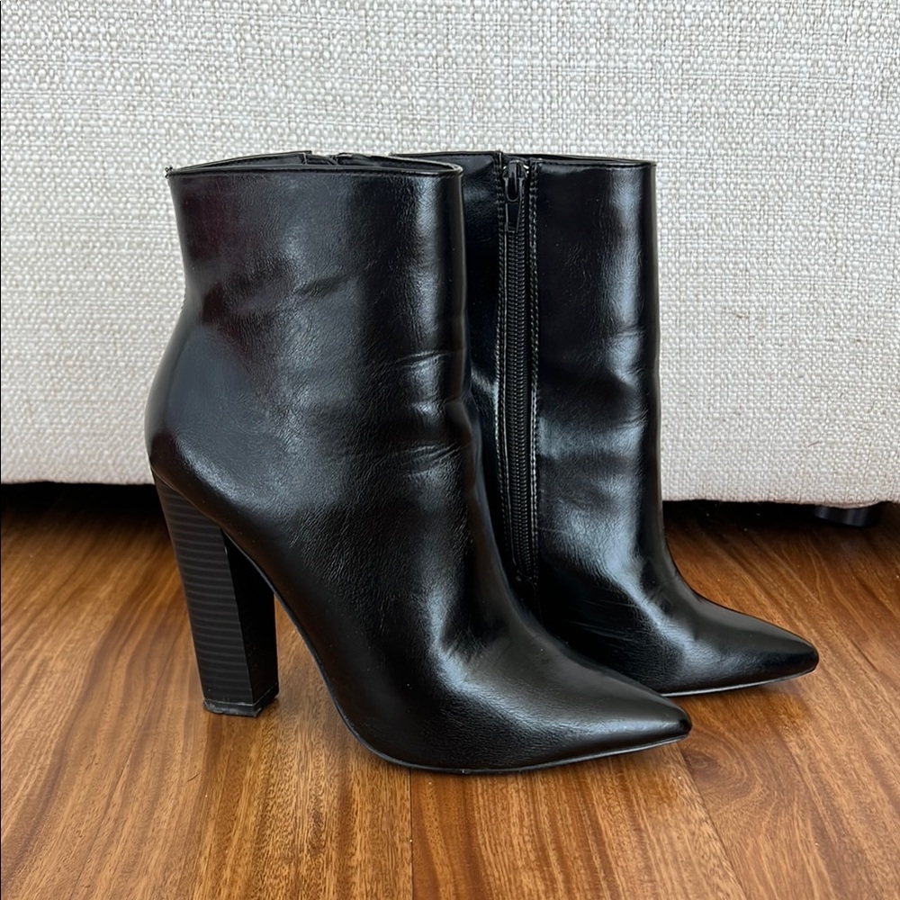 Shoe Republic LA Black Heeled Boots